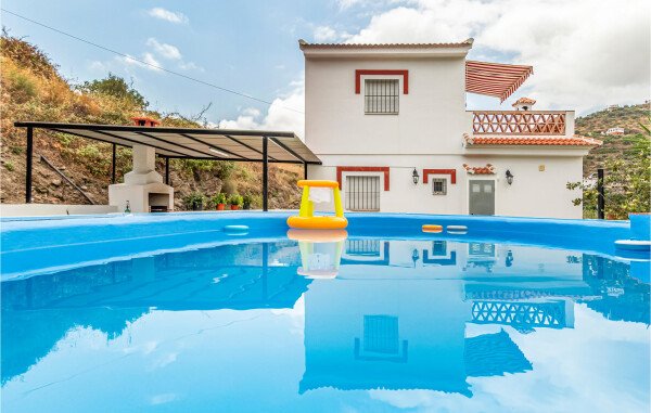 Casa 3 habitaciones, con piscina