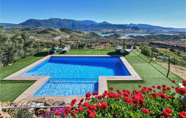 House 2 bedrooms, with sea view