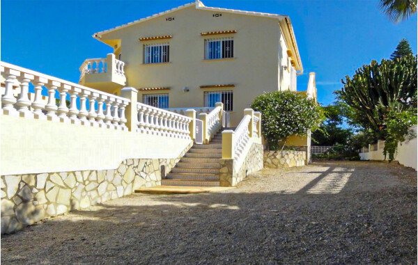 Casa 4 habitaciones, con piscina