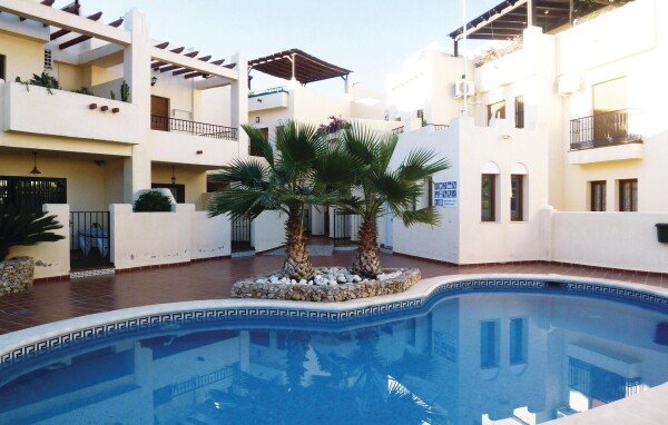 House 2 bedrooms, with sea view