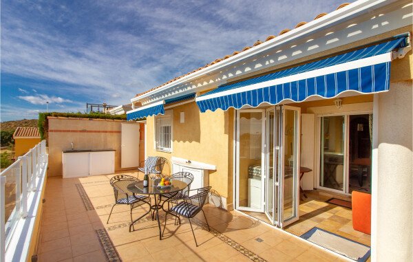 Casa 2 habitaciones, con vista al mar
