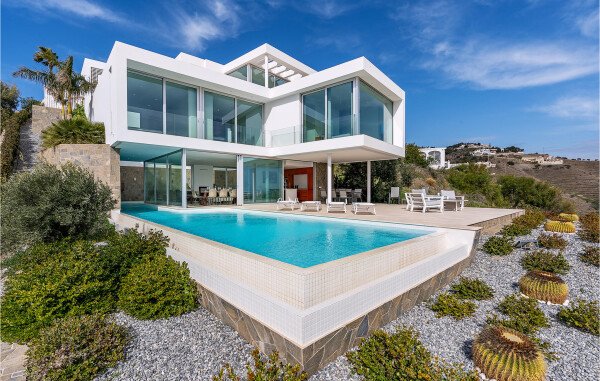 Casa 5 habitaciones, con vista al mar