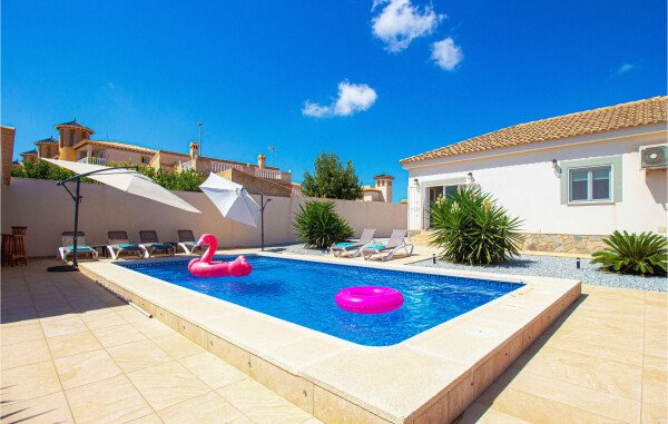Casa 3 habitaciones, con piscina