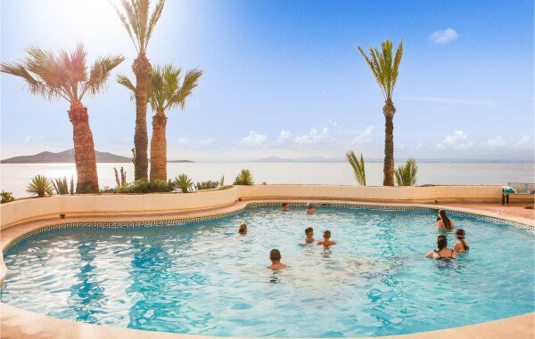 Casa 3 habitaciones, con vista al mar