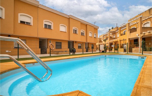 Casa 3 habitaciones, con piscina