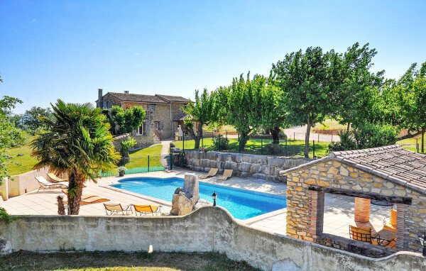 Maison de campagne romantique, 5 chambres, avec piscine