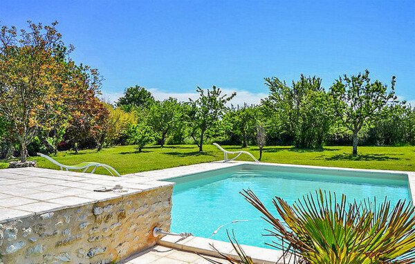 Maison en pierre 4 chambres, avec piscine