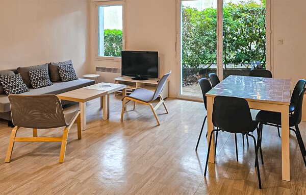 Appartement moderne, 2 chambres, avec parking