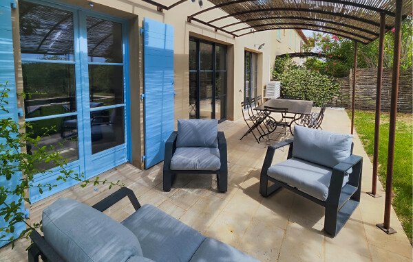 Maison de campagne confortable, 4 chambres, avec piscine