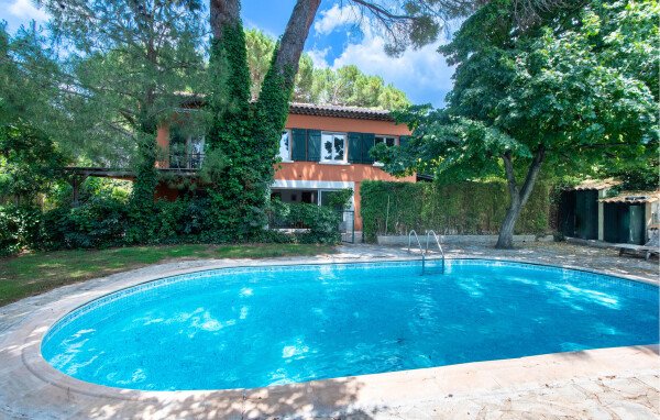 Maison de campagne confortable, 3 chambres, avec piscine