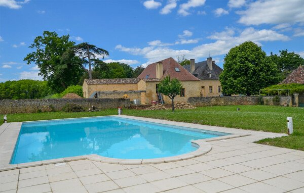 Maison de campagne authentique, 6 chambres, avec piscine