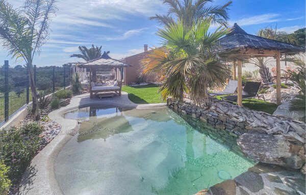 Ferienhaus 3 Schlafzimmer, mit Pool