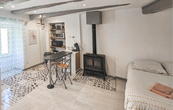 Maison de campagne traditionnelle, 1 chambre, avec parking