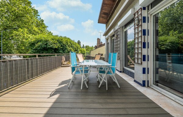 Studio moderne, 4 chambres, avec cheminée