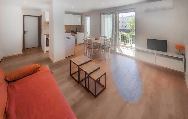 Wohnung 1 Schlafzimmer, mit Klimaanlage