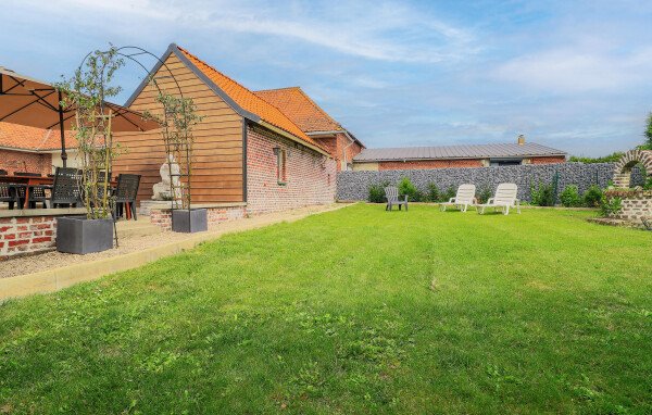 Maison en pierre cozy, 4 chambres, avec jardin