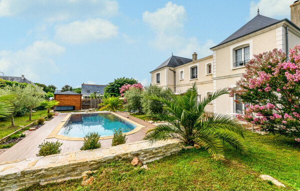 Maison chic, 5 chambres, avec piscine