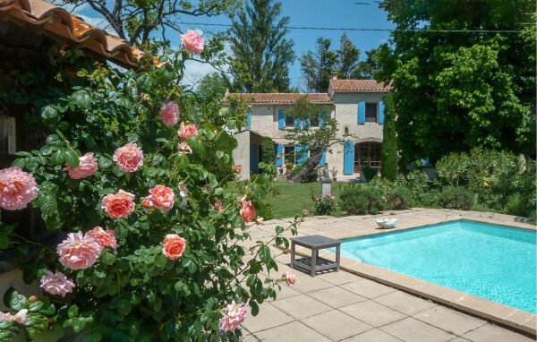 Maison confortable, 5 chambres, avec piscine