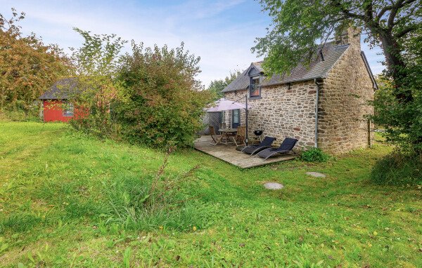 Maison en pierre romantique, 1 chambre, avec jardin