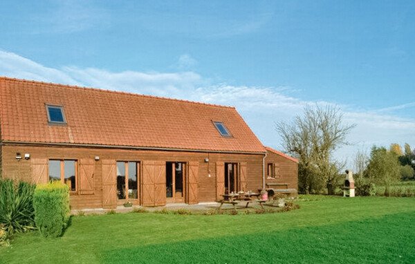 Maison en bois 3 chambres, avec jardin