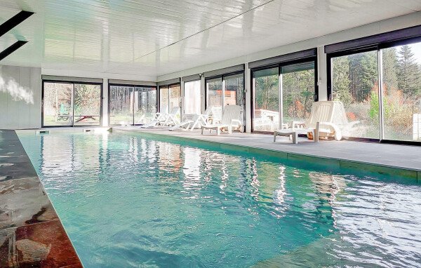 Appartement confortable, 2 chambres, avec piscine