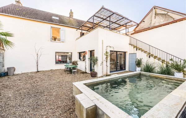 Maison de campagne de charme, 5 chambres, avec piscine