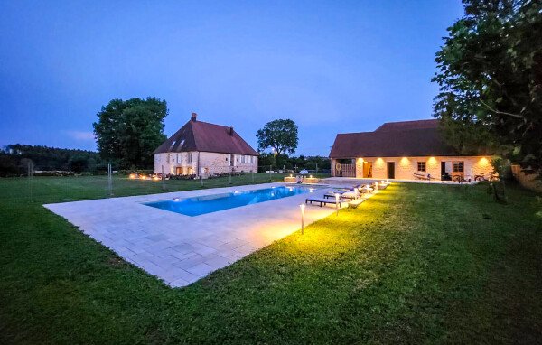 Maison de campagne de charme, 5 chambres, avec piscine