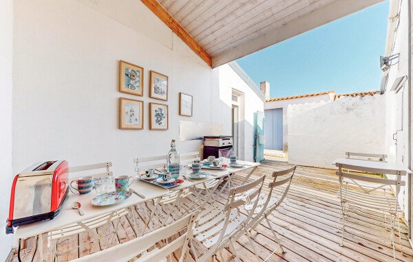 Maison de campagne moderne, 3 chambres, avec jardin