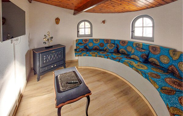 Maison de campagne moderne, 4 chambres, avec piscine