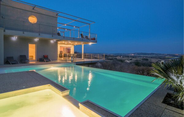 Maison de campagne moderne, 5 chambres, avec piscine