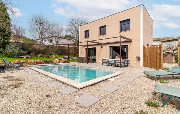 Maison de campagne moderne, 3 chambres, avec piscine