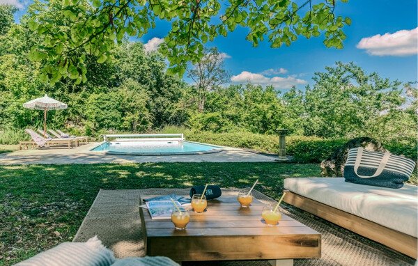 Maison de campagne moderne, 3 chambres, avec piscine