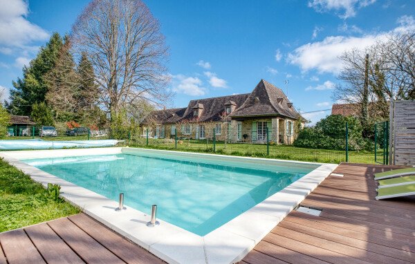 Maison en pierre authentique, 6 chambres, avec piscine