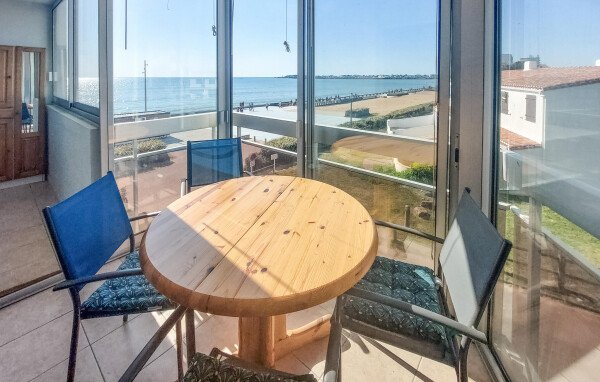 Appartement moderne, 1 chambre, avec vue sur mer