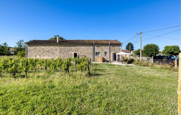 Maison en pierre authentique, 1 chambre, avec jardin