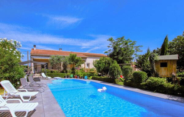 Casa 3 camere, con piscina