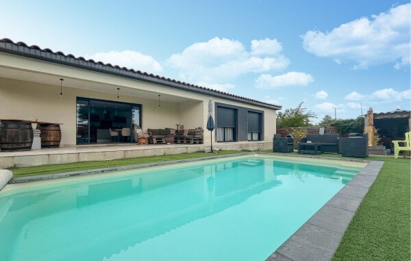 Maison de campagne moderne, 3 chambres, avec piscine