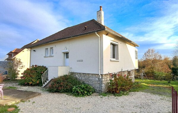 House 2 bedrooms, with garden