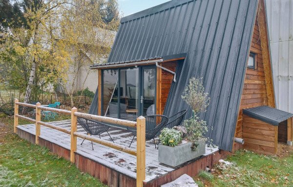 Maison de campagne moderne, 1 chambre, avec piscine