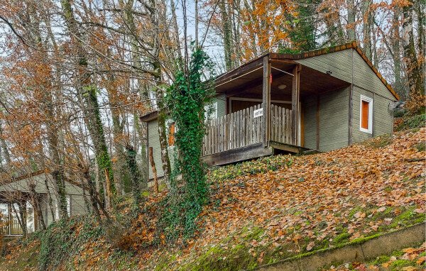 Maison de campagne confortable, 2 chambres, avec piscine
