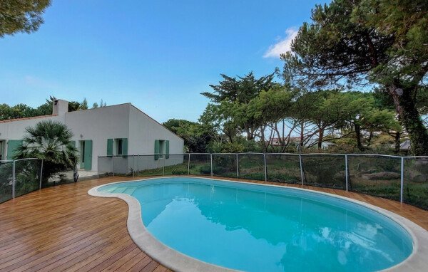 Maison de campagne confortable, 4 chambres, avec piscine