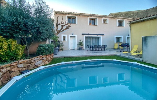 Ferienhaus 4 Schlafzimmer, mit Pool