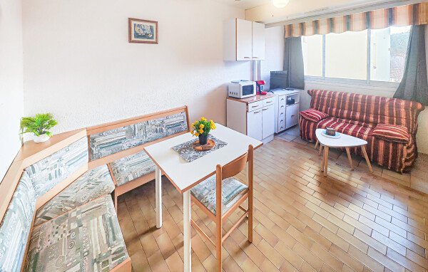 Wohnung 1 Schlafzimmer, mit Klimaanlage