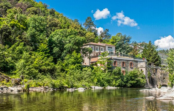 Maison de campagne 9 chambres, avec piscine