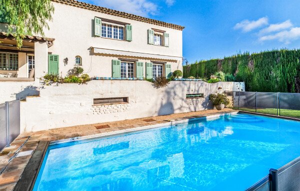 Maison de campagne confortable, 5 chambres, avec piscine