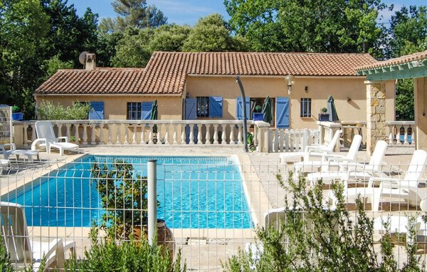 Maison de campagne confortable, 5 chambres, avec piscine