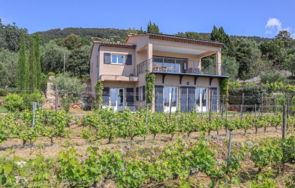 Maison de campagne confortable, 3 chambres, avec vue sur mer