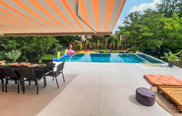 Maison de campagne confortable, 4 chambres, avec piscine
