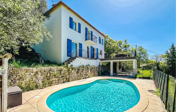 Casa 3 camere, con vista mare