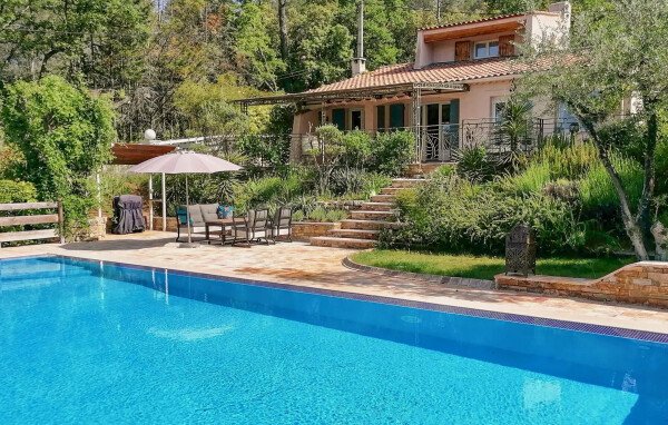 Ferienhaus 3 Schlafzimmer, mit Pool